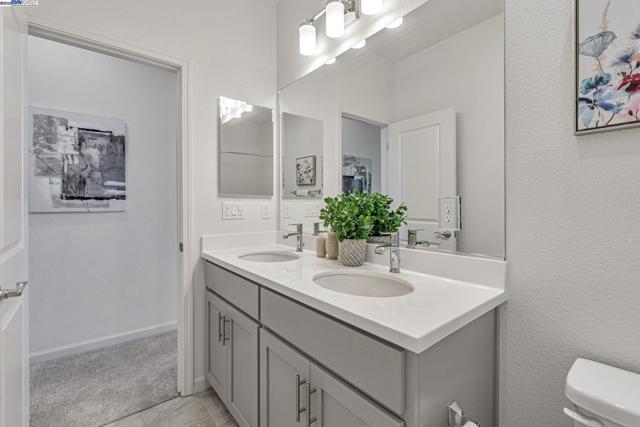 2044 Cottonwood St, Pittsburg CA: https://media.crmls.org/mediaz/7d30f46d-ce94-4765-a599-2dc2c616d488.jpg