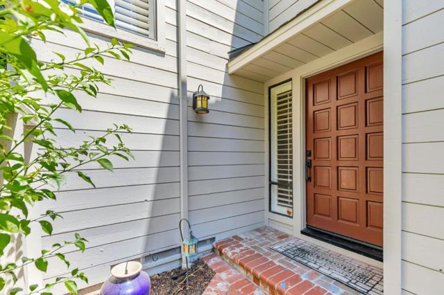 105 Strathmore Place, Los Gatos CA: https://media.crmls.org/mediaz/7d31b9f9-2c73-4863-ae9c-52f5df45e741.jpg