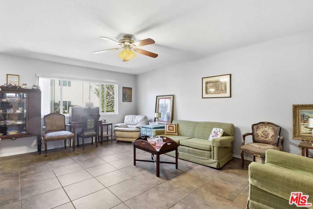 11813 Runnymede Street #30