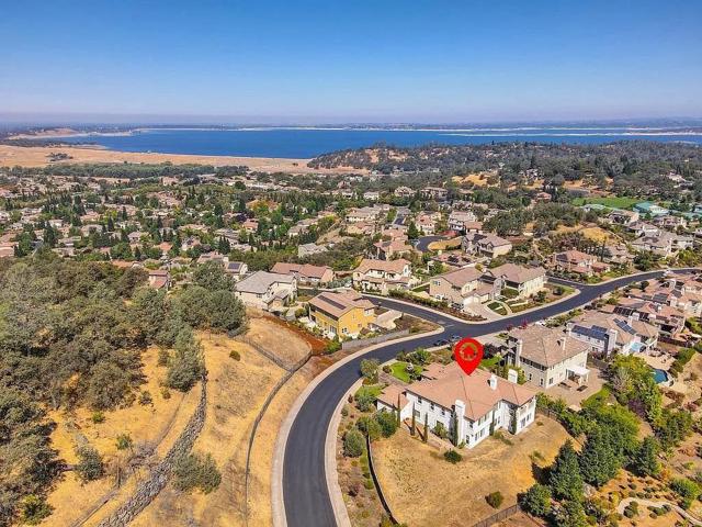 2791 Giorno Way, El Dorado Hills CA: https://media.crmls.org/mediaz/7d334638-2b00-4c77-a10c-ba16b3849e37.jpg