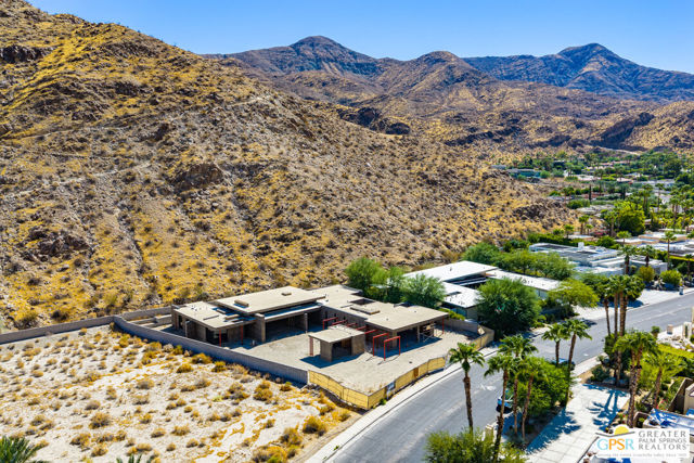 3172 E Bogert Trail, Palm Springs, CA 92264