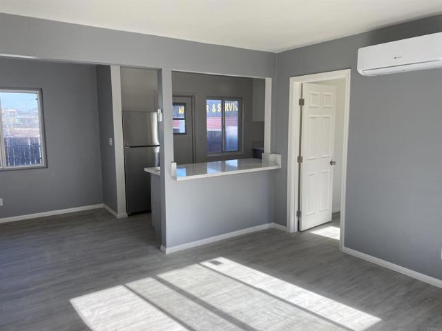 1011 13 El Cajon Boulevard, El Cajon CA: https://media.crmls.org/mediaz/7d350629-2858-4d6d-96da-e5c4b51cd0f2.jpg