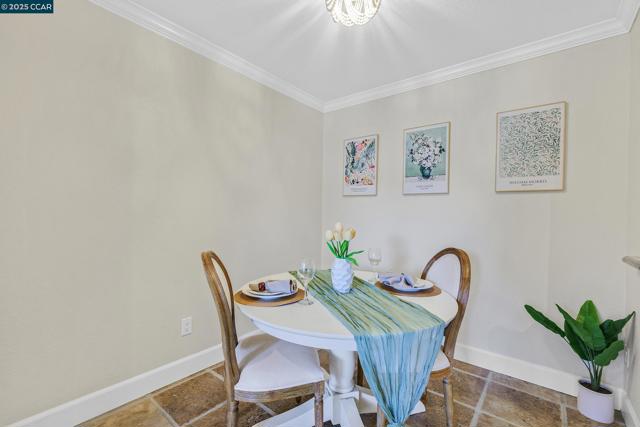 160 Eastridge Dr, San Ramon CA: https://media.crmls.org/mediaz/7d35089c-eee2-4412-b04a-5bc1da018cc7.jpg