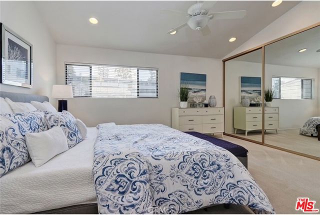 454 Palos Verdes Boulevard, Redondo Beach CA: https://media.crmls.org/mediaz/7d35b017-71b9-42b8-9524-dac1ee2ef34f.jpg