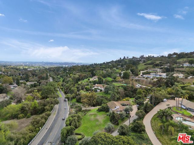 2950 Palos Verdes Drive, Rolling Hills, California 90274, 4 Bedrooms Bedrooms, ,4 BathroomsBathrooms,Residential,Sold,Palos Verdes,24357839