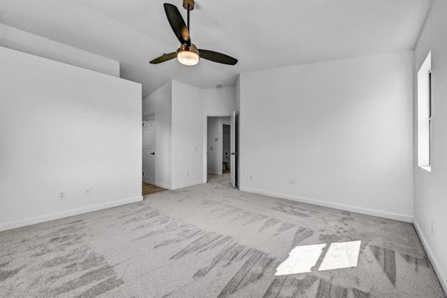 4871 Seascape Dr, Oceanside CA: https://media.crmls.org/mediaz/7d35cf57-39e5-4bef-87e9-4b422b2eeea7.jpg