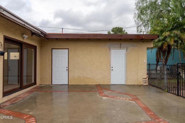 1412 Norton Avenue, Glendale CA: https://media.crmls.org/mediaz/7d366fa9-a2e2-46ff-a1da-5d48f81c869b.jpg