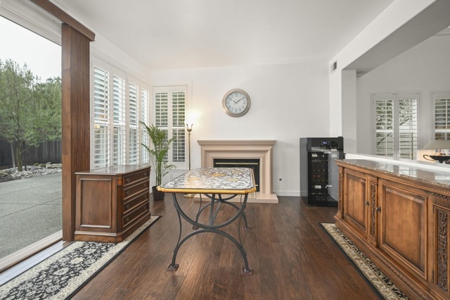 Image 7 of 34 For 415 Orchard View Ave