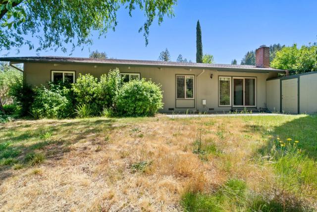 238 E Hilton Drive, Boulder Creek CA: https://media.crmls.org/mediaz/7d37b4e8-1084-4974-8857-f6ac5146a216.jpg
