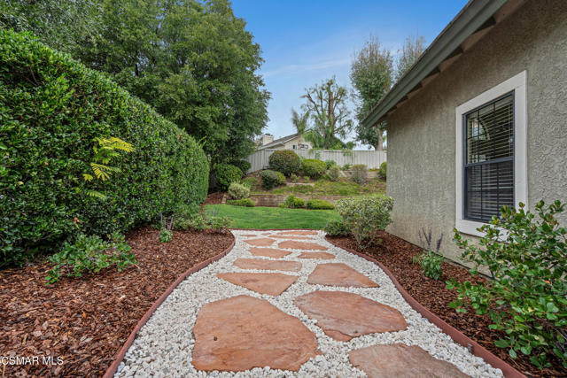 39_11938848_184402_184402-EO-139