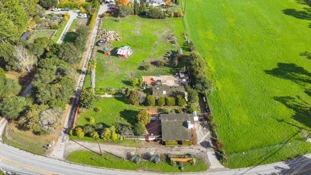 2301 Soquel San Jose Road, Soquel CA: https://media.crmls.org/mediaz/7d38baaa-32bf-4f24-a510-1ddc2d8277ce.jpg