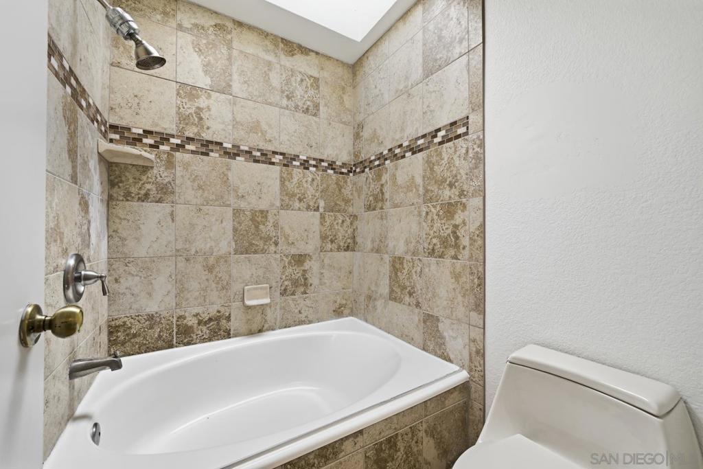 9260 Towne Centre Dr - photo 20