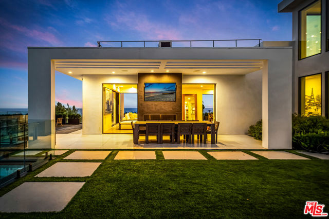 5944 Filaree, Malibu CA: https://media.crmls.org/mediaz/7d39370f-09a8-4865-aba5-2f81a4a7f430.jpg