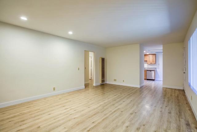 Image 4 of 6 For 3147 Jefferson Street 3