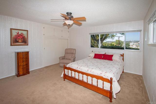 1143 Portola Street, Vista CA: https://media.crmls.org/mediaz/7d39d6e7-e360-476d-955a-79722ae689bd.jpg
