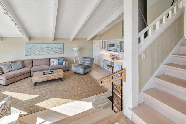 3300 Crystal Heights Drive, Soquel CA: https://media.crmls.org/mediaz/7d3a176a-78e5-4746-a7f1-bce977d1c8ad.jpg