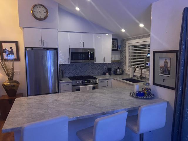 1478 S Camino Real, Palm Springs CA: https://media.crmls.org/mediaz/7d3a3091-28c1-47b7-8dc3-02e0bb9be0ba.jpg