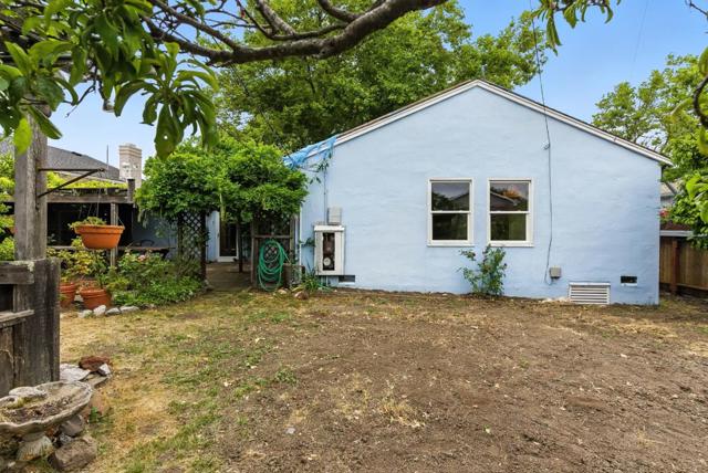 235 Alto Loma, Millbrae CA: https://media.crmls.org/mediaz/7d3a5126-3398-4744-adba-e31037811abf.jpg