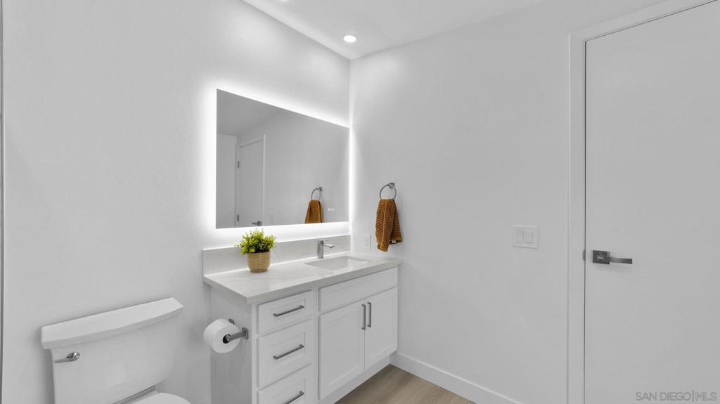 MLS #250043046SD image #30