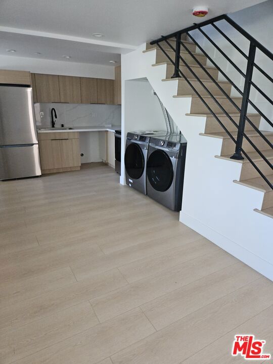 W W 46th Street #1/4