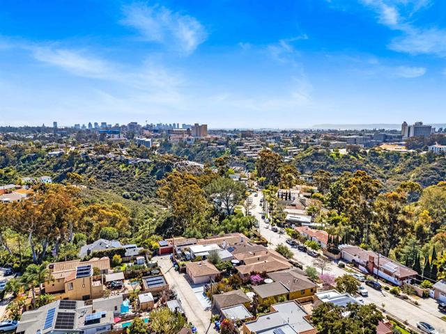4567 New Hampshire Street, San Diego CA: https://media.crmls.org/mediaz/7d3bcaa2-1bd3-4276-9315-7a89ee8987ca.jpg