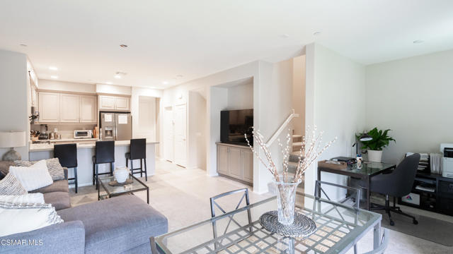 5057 Robles Street, Camarillo CA: https://media.crmls.org/mediaz/7d3c2a1c-e7c4-494b-a08b-7edf8d5ae977.jpg