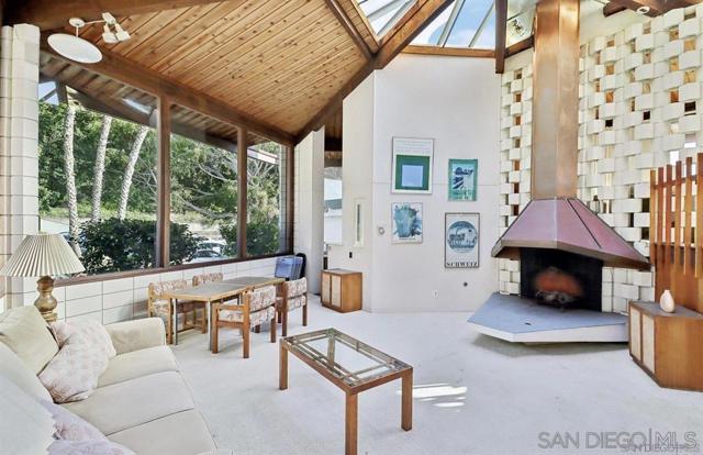 2600 Torrey Pines Rd., La Jolla CA: https://media.crmls.org/mediaz/7d3d6903-d023-4a27-ac4b-3f7350beaf02.jpg