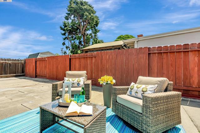 23192 Santa Clara Street, Hayward CA: https://media.crmls.org/mediaz/7d3f70e9-efa2-4e9f-b170-add9f8a2d3cc.jpg