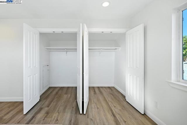 3419 Del Valle Cir, San Leandro CA: https://media.crmls.org/mediaz/7d403a54-86a3-4b8a-8813-c0d805e086f0.jpg