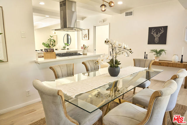 8531 Norwich Avenue, North Hills CA: https://media.crmls.org/mediaz/7d407b6c-47b4-4bca-aa2b-04151674636a.jpg