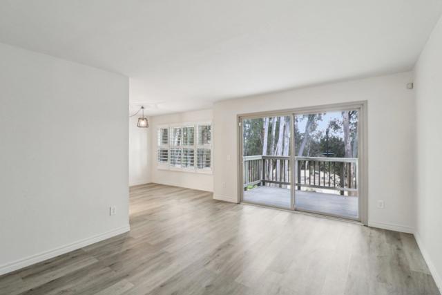 10263 Caminito Toronjo, San Diego CA: https://media.crmls.org/mediaz/7d41697d-df0c-44ba-8e4b-01caed2257bb.jpg
