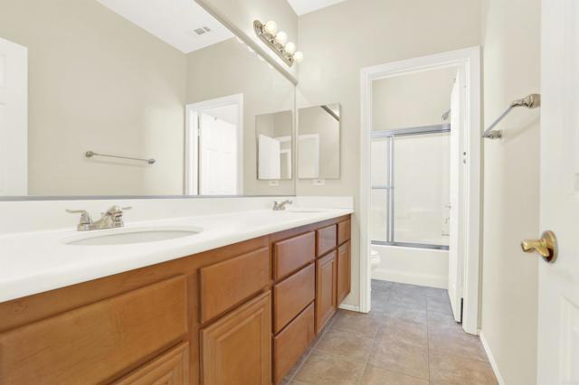 43883 Brookhaven Court, Temecula CA: https://media.crmls.org/mediaz/7d4198aa-b38a-495b-a81a-30b19073fb61.jpg