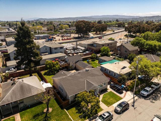1418 Bradley Court, San Mateo CA: https://media.crmls.org/mediaz/7d41bfe0-3563-4025-80d8-2687087d3c1b.jpg