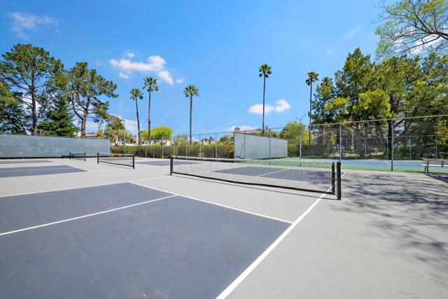 953 Shoreline Drive, San Mateo CA: https://media.crmls.org/mediaz/7d43d575-c015-4400-8ec0-e177068a25d8.jpg