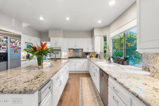 Detail Gallery Image 19 of 75 For 1639 San Rafael Way, Camarillo,  CA 93012 - 5 Beds | 4 Baths