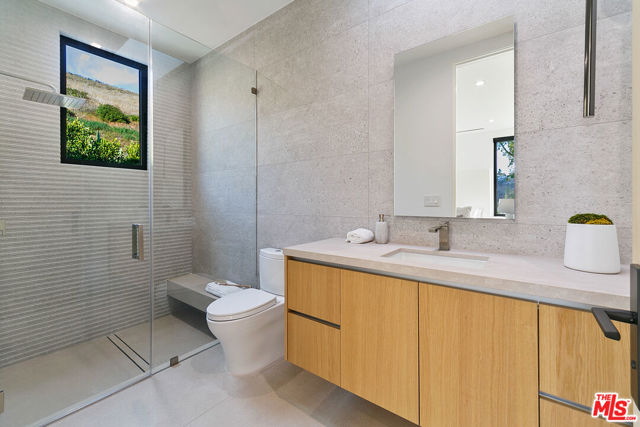 Drew Fenton | 29623 Cuthbert Road Malibu CA | MLS: 7185754