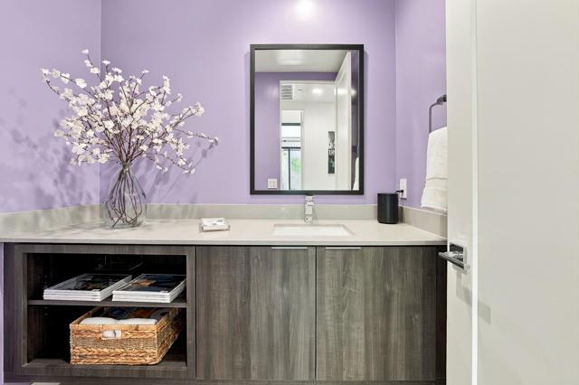 160 Obsidian Loop N, Palm Springs, CA 92264
