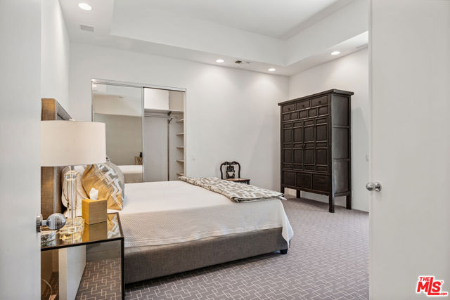 6 Rocky Lane, Rancho Mirage CA: https://media.crmls.org/mediaz/7d4552d1-9843-47cc-8a5b-29355e186fb0.jpg