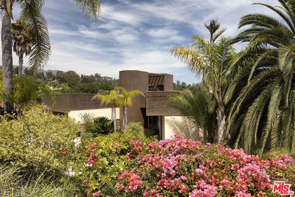 1776 Eucalyptus Hill Road