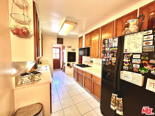 19755 Covello Street, Winnetka CA: https://media.crmls.org/mediaz/7d478441-fba8-48ab-b855-03c38afa34fa.jpg