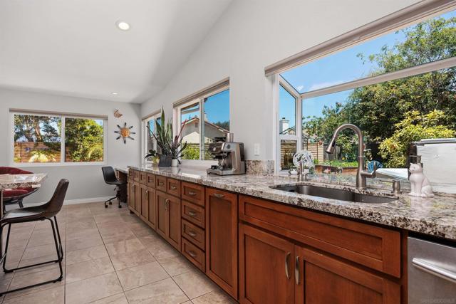 13074 Maritime, San Diego CA: https://media.crmls.org/mediaz/7d484cd5-7bef-48c3-a3ff-a766322bc34e.jpg