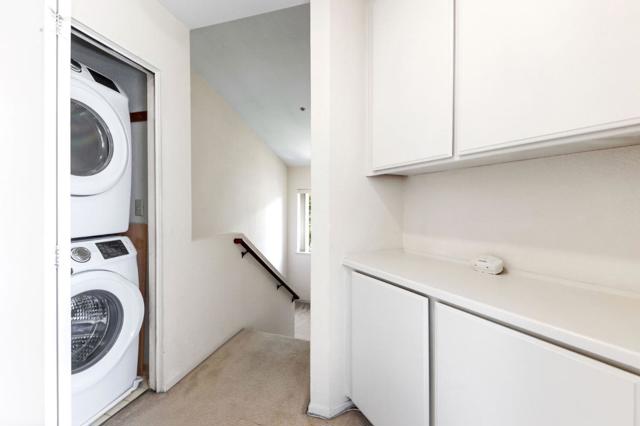 210 Commons Lane, Foster City CA: https://media.crmls.org/mediaz/7d4a0f3c-6a73-4780-b5a3-f44eeb152422.jpg