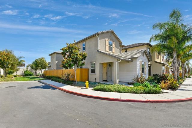 1786 Jasmine Way, Oceanside CA: https://media.crmls.org/mediaz/7d4a8471-9487-49ed-8dd2-fa9423703cff.jpg