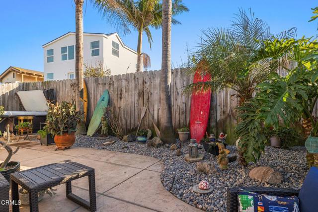 Detail Gallery Image 33 of 45 For 1322 Weymouth Ln, Ventura,  CA 93001 - 2 Beds | 2 Baths