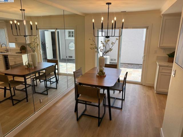 373 Pantano Circle, Pacheco CA: https://media.crmls.org/mediaz/7d4caa7a-1b1f-4632-83b3-e2e781ca5c18.jpg