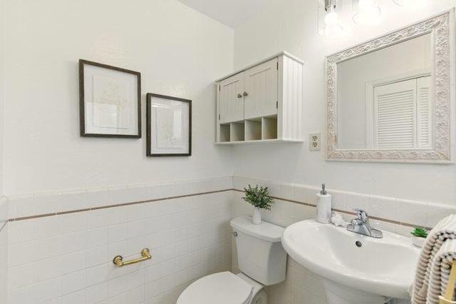 3642 Mcnulty Way, Redwood City CA: https://media.crmls.org/mediaz/7d4db38f-b39b-4961-b8e0-2b1ea7798370.jpg