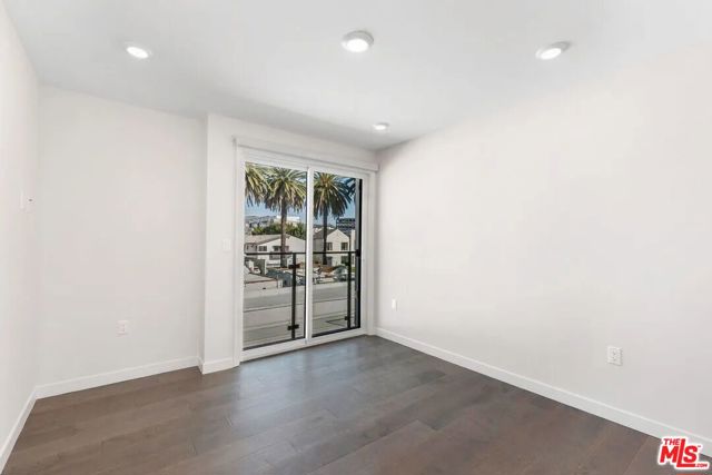 849 N Alta Vista Boulevard, Los Angeles CA: https://media.crmls.org/mediaz/7d4de8ad-59e6-4e52-98b9-fc8ae39086a9.jpg