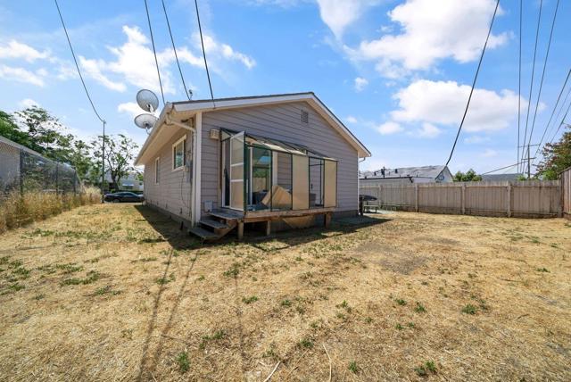 2989 Betsy Way, San Jose CA: https://media.crmls.org/mediaz/7d4e37f8-af4e-4dc2-b9ed-69292beaa85d.jpg
