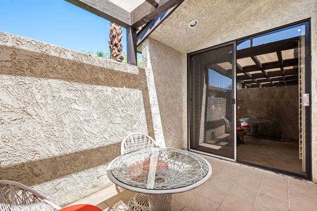 200 N Hermosa Drive, Palm Springs, CA 92262