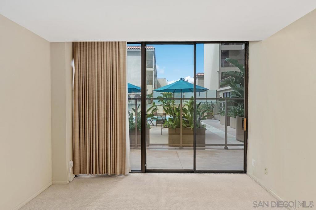 939 Coast Blvd - photo 16